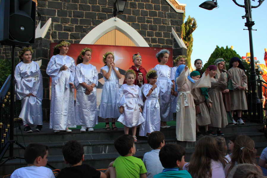 Коледе, Бадник, Божик во Црквата Света Петка - Мил Парк, Мелбурн