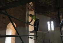 Започна малтерисувањето на внатрешноста на новоизградената црква во манастирот Донибрук