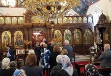 Света Литургија во црквата Света Петка во Мил Парк (22 Недела по Педесетница)