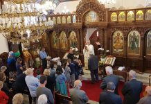 Света Литургија во црквата Света Петка во Мил Парк (27-ма Недела по Педесетница)