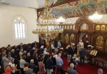 Света Литургија во црквата Света Петка во Мил Парк (29 – та Недела по Педесетница)