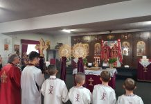 Света Литургија во црквата Светa Богородица - Пречиста во Ливерпул (Сирна Недела - Прочка)