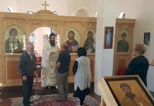 Света Литургија во манастирот Свети Наум Охридски во Роклин