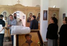 Света Литургија во манастирот Свети Наум Охридски во Роклин