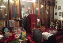 Служба на Светите и Спасителни Христови Страдања во црквата Свети Никола во Перт