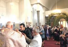 Цветници во Соборната црква Раѓање на Пресвета Богородица во Сиденхам