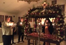 Служба на Оплакувањето Христово во манастирот Свети Прохор Пчински во Донибрук