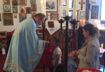 Света Литургија во црквата Света Никола во Перт (Недела на Светите Отци)