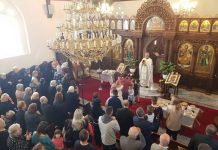 Света Литургија во црквата Светa Петка во Мил Парк (Недела на Самарјанката)