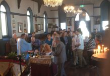 Света Литургија во црквата Свети Никола во Перт (Недела на Сите Светии)