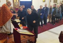 Света Литургија во црквата Света Злата Мегленска во Хоперс Кросинг (Шеста Недела по Педесетница)