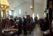 Света Литургија во црквата Света Злата Мегленска во Хоперс Кросинг (Седма Недела по Педесетница)