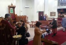 Света Литургија во црквата Свети Никола во Престон (14-та Недела по Педесетница)