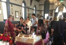 Света Литургија во црквата Свети Никола во Перт (27-ма Недела по Педесетница)