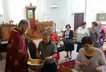 Света Литургија во црквата Свети Никола во Престон