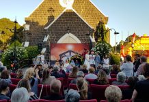 Света Литургија, вечерна богослужба и коледе-бадник за најмладите во црквата Света Петка во Мил Парк