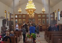 Света Литургија во црквата Света Злата Мегленска во Хоперс Кросинг (Недела на Митарот и Фарисејот)