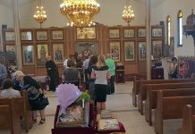 Света Литургија во црквата Света Злата Мегленска во Хоперс Кросинг (Недела на Блудниот син)