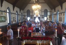 Света Литургија во црквата Свети Никола во Перт (Недела на Блудниот син)