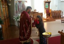 Света Литургија во црквата Свети Никола во Престон