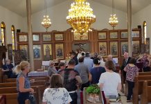 Света Литургија во црквата Света Злата Мегленска во Хоперс Кросинг (Месопусна недела)