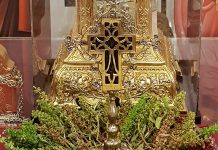 Света Литургија во црквата Света Злата Мегленска во Хоперс Кросинг (Крстопоклона недела)