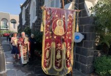 Света Литургија во црквата Света Петка во Мил Парк (Недела на Православието)