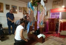 Служба на Светите Страдања на Господ Исус Христос во црквата Успение на Пресвета Богородица во Бризбен