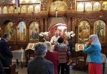 Втор ден Велигден во црквата Света Петка во Мил Парк