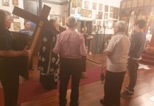 Служба на Светите Страдања на Господ Исус Христос во црквата Свети Никола во Перт