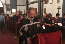 Утрена богослужба и Оплакувањето Христово во црквата Свети Никола во Перт