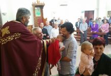 Празникот Цветници во црквата Свети Никола во Престон