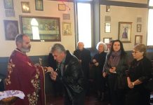 Света Литургија во црквата Свети Никола во Перт (Недела на Самарјанката)