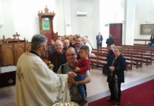 Света Литургија во црквата Свети Никола во Престон (Томина недела)