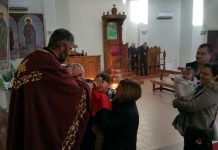 Света Литургија во црквата Свети Никола во Престон (Недела на Самарјанката)