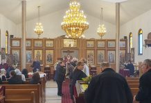 Света Литургија во црквата Света Злата Мегленска во Хоперс Кросинг (Недела на Слепиот)