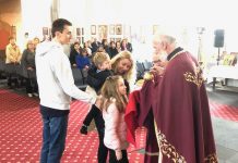 Света Литургија во Соборната црква во Сиденхам (Недела на Слепиот)