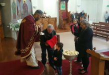 Света Литургија во црквата Свети Никола во Престон (Недела на Слепиот)