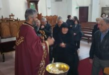 Света Литургија во црквата Свети Никола во Престон (Свети Седмочисленици)