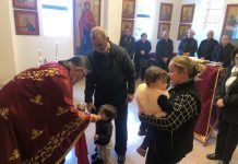 Прославен храмовиот празник на Свети Пантелејмон и Светите Седмочисленици во црквата во Футскреј