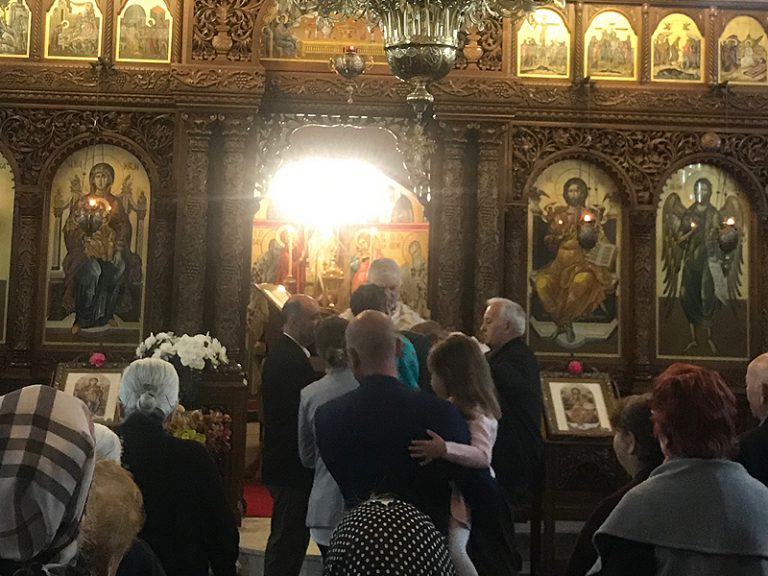 Света Литургија во црквата Света Петка во Мил Парк (15-та Недела по Педесетница)