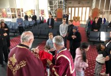 Света Литургија во Соборната црква во Сиденхам (17-та Недела по Педесетница)