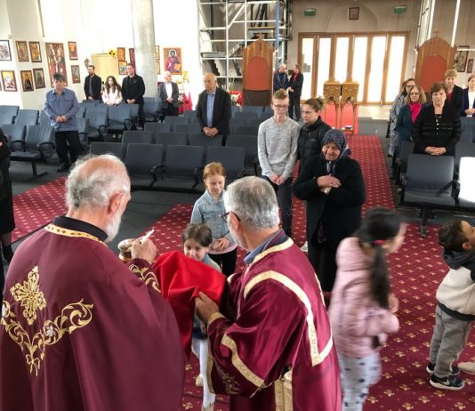 Света Литургија во Соборната црква во Сиденхам (17-та Недела по Педесетница)