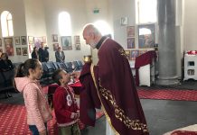 Света Литургија во Соборната црква во Сиденхам (Петковден)