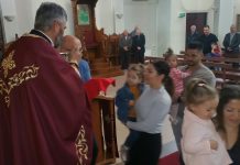 Света Литургија во црквата Свети Никола во Престон (22 Недела по Педесетница)