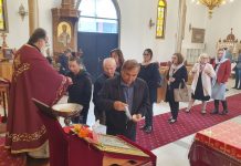 Света Литургија во црквата Света Злата Мегленска во Хоперс Кросинг (24-та Недела по Педесетница)