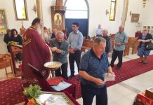 Света Литургија во црквата Светa Злата Мегленска во Хоперс Кросинг во Футскреј (33-та Недела по Педесетница)