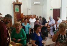 Света Литургија во црквата Свети Никола во Престон (Недела на Митарот и Фарисејот)