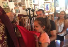 Света Литургија во црквата Свети Никола во Перт (Втора недела од Великиот пост)