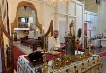 Педесетница - Света Литургија во црквата Свети Никола во Престон